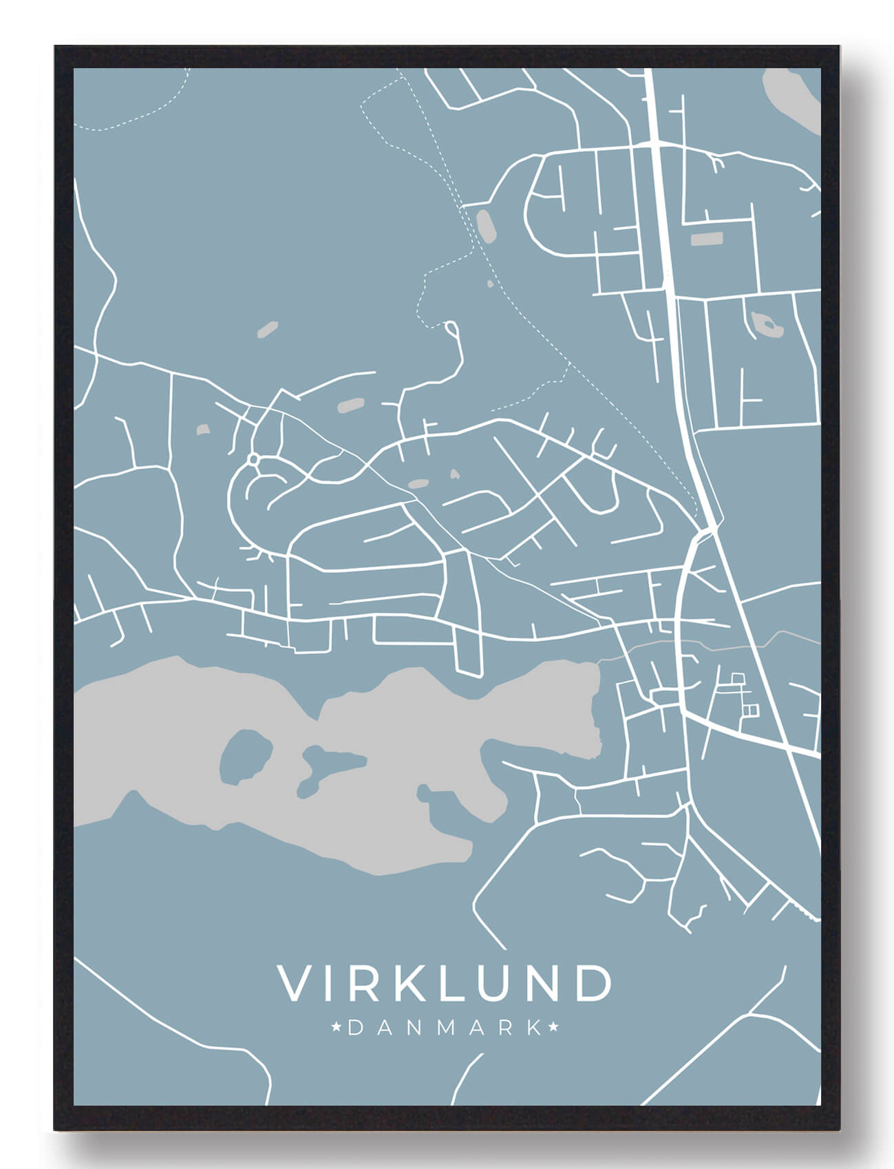 Virklund Plakat Lyseblå  Størrelse:   15x21cm  A5